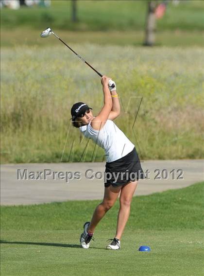 Thumbnail 2 in CIF Sac-Joaquin Section Golf Championships photogallery.