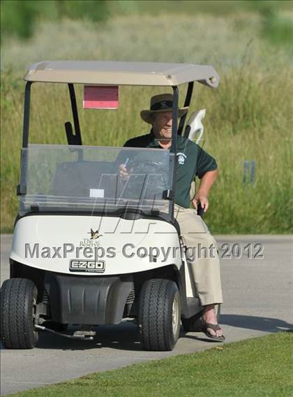 Thumbnail 2 in CIF Sac-Joaquin Section Golf Championships photogallery.