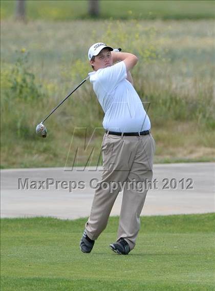 Thumbnail 1 in CIF Sac-Joaquin Section Golf Championships photogallery.