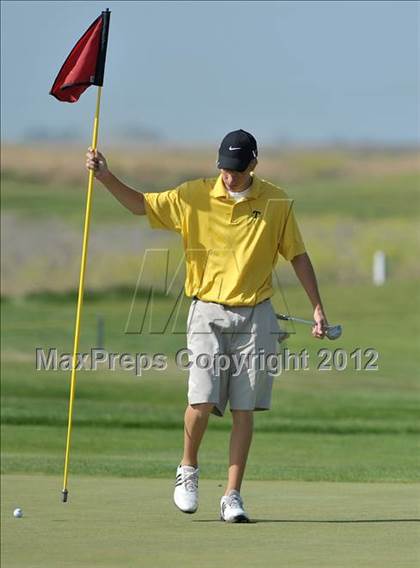 Thumbnail 1 in CIF Sac-Joaquin Section Golf Championships photogallery.
