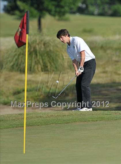 Thumbnail 1 in CIF Sac-Joaquin Section Golf Championships photogallery.
