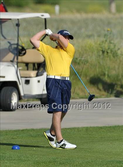 Thumbnail 1 in CIF Sac-Joaquin Section Golf Championships photogallery.