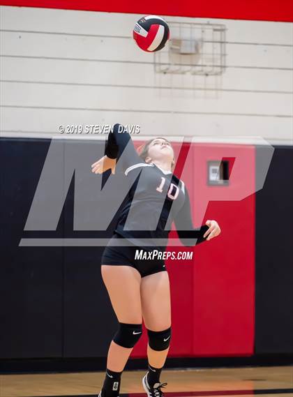 Thumbnail 3 in Chandler Prep vs. Phoenix Christian photogallery.