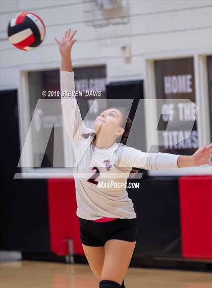 Thumbnail 3 in Chandler Prep vs. Phoenix Christian photogallery.