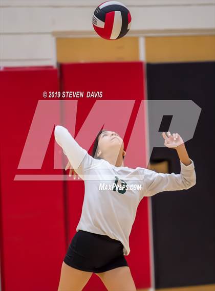 Thumbnail 3 in Chandler Prep vs. Phoenix Christian photogallery.