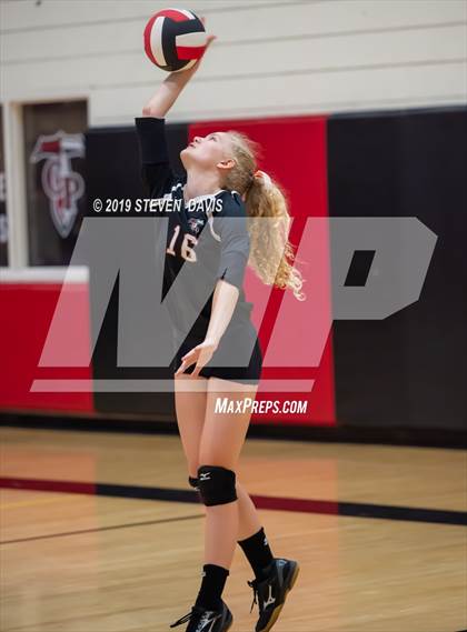 Thumbnail 3 in Chandler Prep vs. Phoenix Christian photogallery.