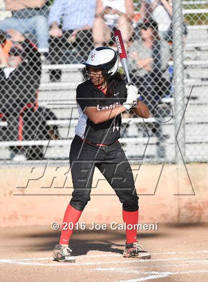 Thumbnail 2 in Lee [Robert E.] vs Churchill (NEISD Softball Complex) photogallery.