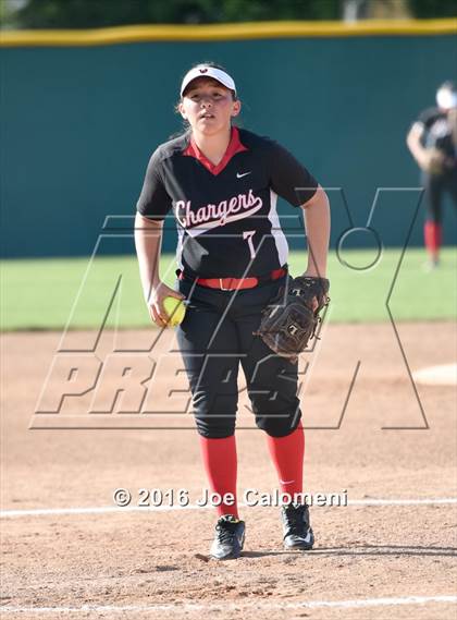 Thumbnail 1 in Lee [Robert E.] vs Churchill (NEISD Softball Complex) photogallery.