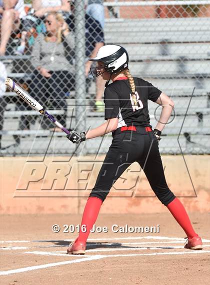 Thumbnail 1 in Lee [Robert E.] vs Churchill (NEISD Softball Complex) photogallery.
