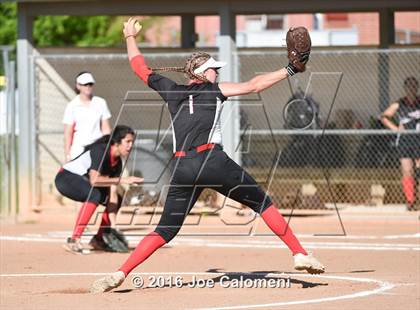 Thumbnail 2 in Lee [Robert E.] vs Churchill (NEISD Softball Complex) photogallery.