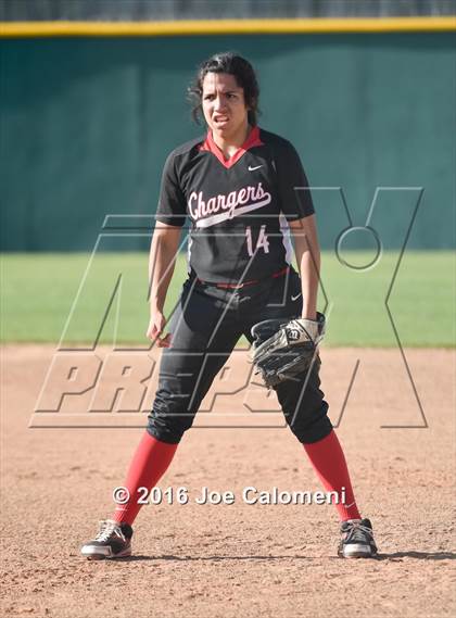 Thumbnail 2 in Lee [Robert E.] vs Churchill (NEISD Softball Complex) photogallery.