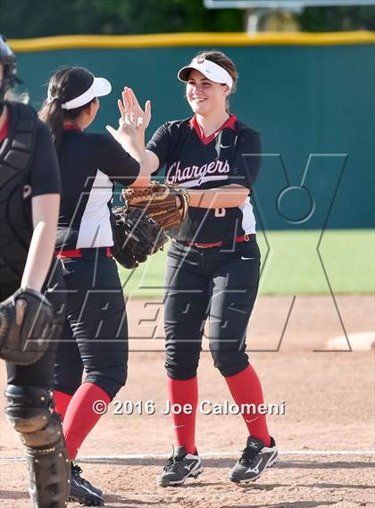 Thumbnail 1 in Lee [Robert E.] vs Churchill (NEISD Softball Complex) photogallery.