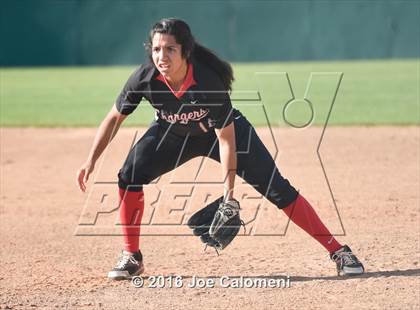 Thumbnail 1 in Lee [Robert E.] vs Churchill (NEISD Softball Complex) photogallery.