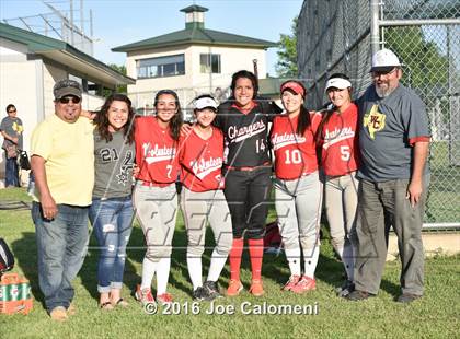 Thumbnail 2 in Lee [Robert E.] vs Churchill (NEISD Softball Complex) photogallery.