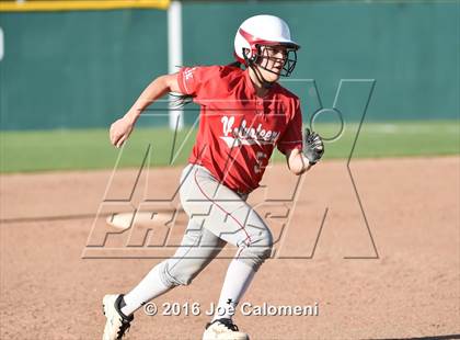 Thumbnail 2 in Lee [Robert E.] vs Churchill (NEISD Softball Complex) photogallery.