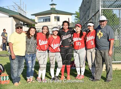 Thumbnail 1 in Lee [Robert E.] vs Churchill (NEISD Softball Complex) photogallery.