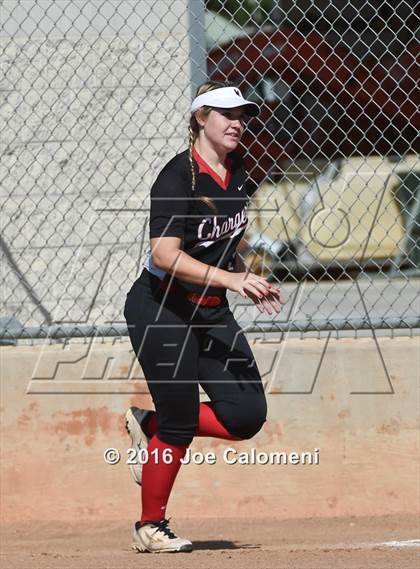 Thumbnail 1 in Lee [Robert E.] vs Churchill (NEISD Softball Complex) photogallery.