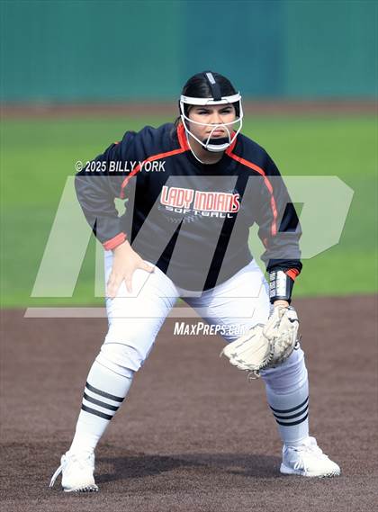 Thumbnail 3 in Grand Saline vs Duncanville photogallery.