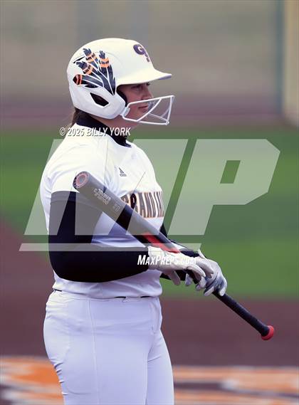 Thumbnail 1 in Grand Saline vs Duncanville photogallery.