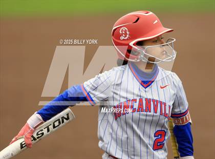 Thumbnail 2 in Grand Saline vs Duncanville photogallery.
