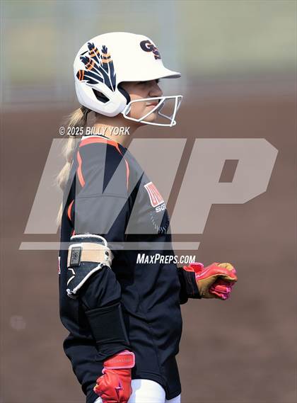 Thumbnail 2 in Grand Saline vs Duncanville photogallery.