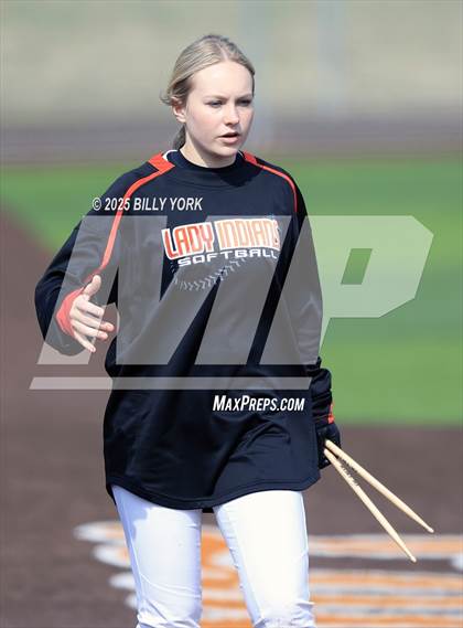 Thumbnail 1 in Grand Saline vs Duncanville photogallery.