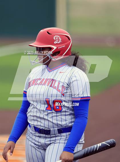 Thumbnail 1 in Grand Saline vs Duncanville photogallery.
