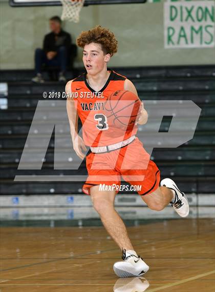 Thumbnail 3 in Vacaville vs. Pioneer (Ram Jam Winter Classic) photogallery.