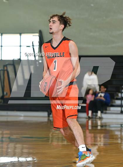 Thumbnail 1 in Vacaville vs. Pioneer (Ram Jam Winter Classic) photogallery.