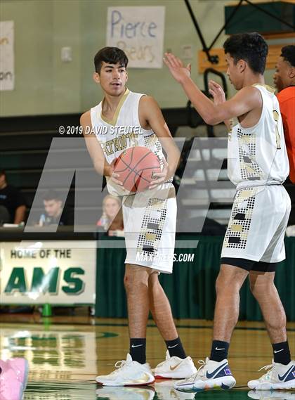 Thumbnail 3 in Vacaville vs. Pioneer (Ram Jam Winter Classic) photogallery.