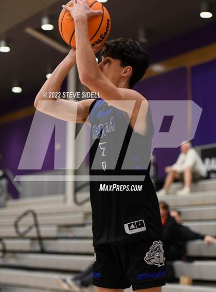 Thumbnail 2 in Ramona vs. Douglas (The Holiday Classic 2022) photogallery.