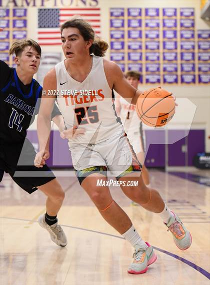 Thumbnail 1 in Ramona vs. Douglas (The Holiday Classic 2022) photogallery.