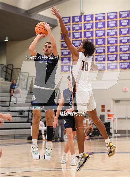 Thumbnail 1 in Ramona vs. Douglas (The Holiday Classic 2022) photogallery.