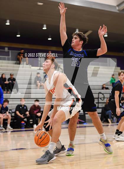 Thumbnail 2 in Ramona vs. Douglas (The Holiday Classic 2022) photogallery.