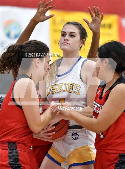 Thumbnail 2 in Winters vs. Sutter (Cardinal Classic) photogallery.