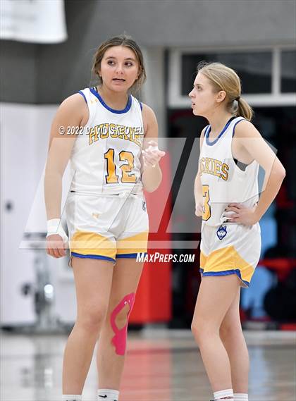 Thumbnail 2 in Winters vs. Sutter (Cardinal Classic) photogallery.