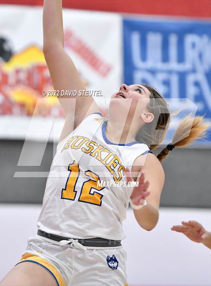 Thumbnail 1 in Winters vs. Sutter (Cardinal Classic) photogallery.