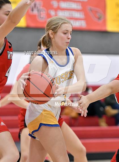 Thumbnail 1 in Winters vs. Sutter (Cardinal Classic) photogallery.