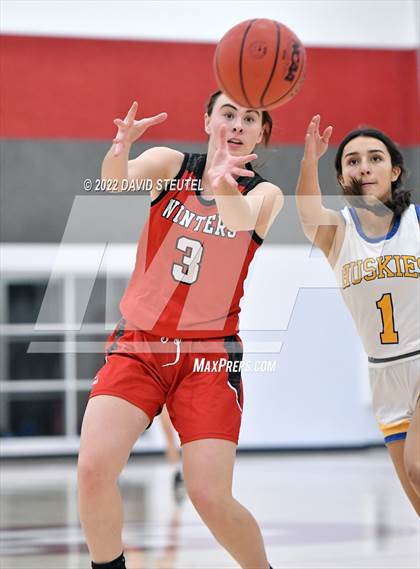 Thumbnail 1 in Winters vs. Sutter (Cardinal Classic) photogallery.