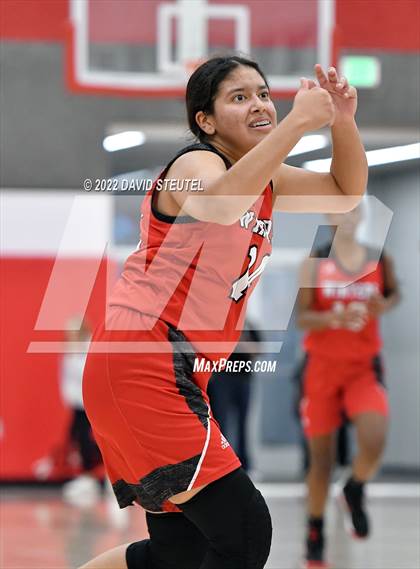 Thumbnail 3 in Winters vs. Sutter (Cardinal Classic) photogallery.
