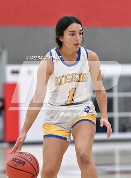 Thumbnail 1 in Winters vs. Sutter (Cardinal Classic) photogallery.