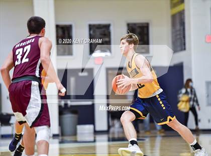 Thumbnail 3 in Shenandoah vs Wes-Del (Scrimmage) photogallery.
