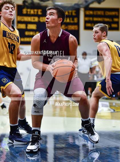 Thumbnail 1 in Shenandoah vs Wes-Del (Scrimmage) photogallery.