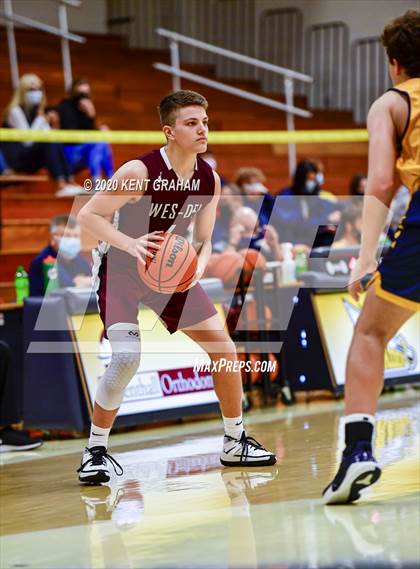 Thumbnail 1 in Shenandoah vs Wes-Del (Scrimmage) photogallery.