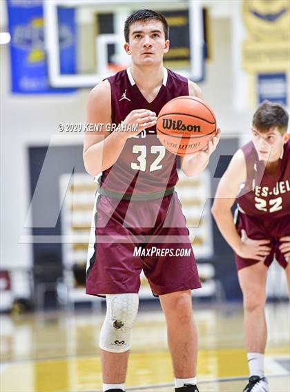 Thumbnail 2 in Shenandoah vs Wes-Del (Scrimmage) photogallery.