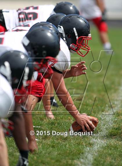Thumbnail 3 in Lima Senior vs Marion Harding photogallery.
