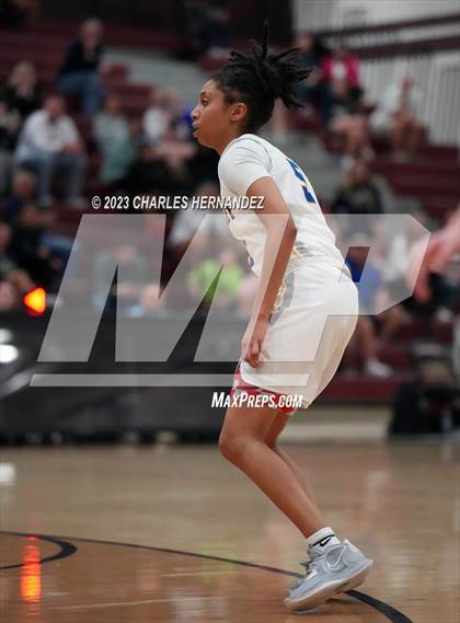 Thumbnail 2 in Pflugerville vs. Lake Creek (UIL 5A Regional Quarterfinal) photogallery.