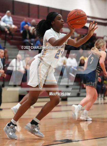 Thumbnail 1 in Pflugerville vs. Lake Creek (UIL 5A Regional Quarterfinal) photogallery.