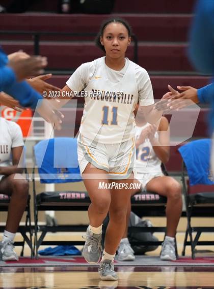 Thumbnail 2 in Pflugerville vs. Lake Creek (UIL 5A Regional Quarterfinal) photogallery.