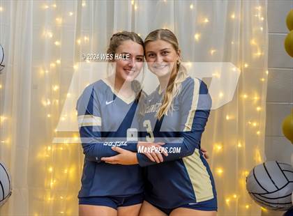 Thumbnail 2 in Arlington (Senior Night) photogallery.